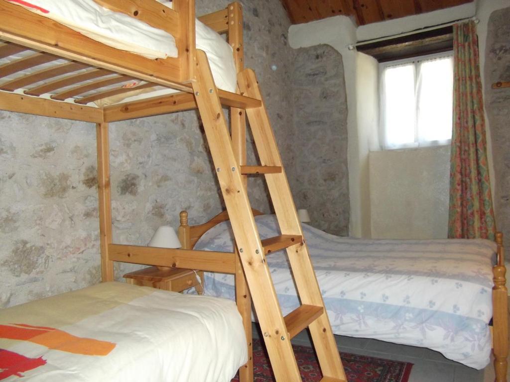 Ferme Auberge La Tindelle La Cresse Habitación foto